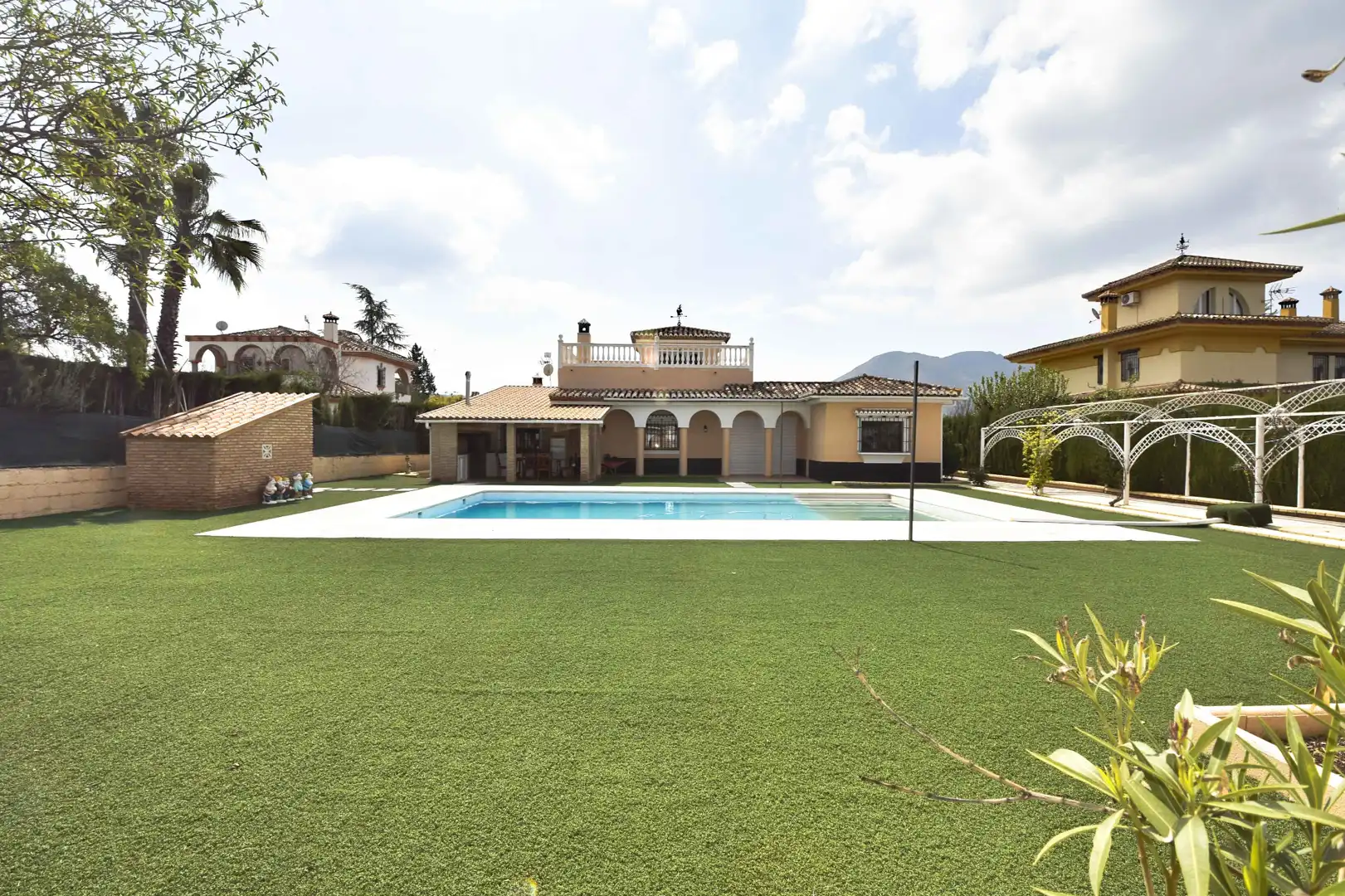Piscina de Casa o chalet en venta en Atarfe con Aire acondicionado, Jardín privado y Piscina