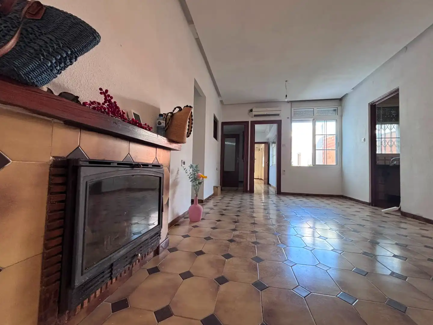 Sala d'estar de Casa o xalet en venda en Burjassot amb Terrassa i Balcó