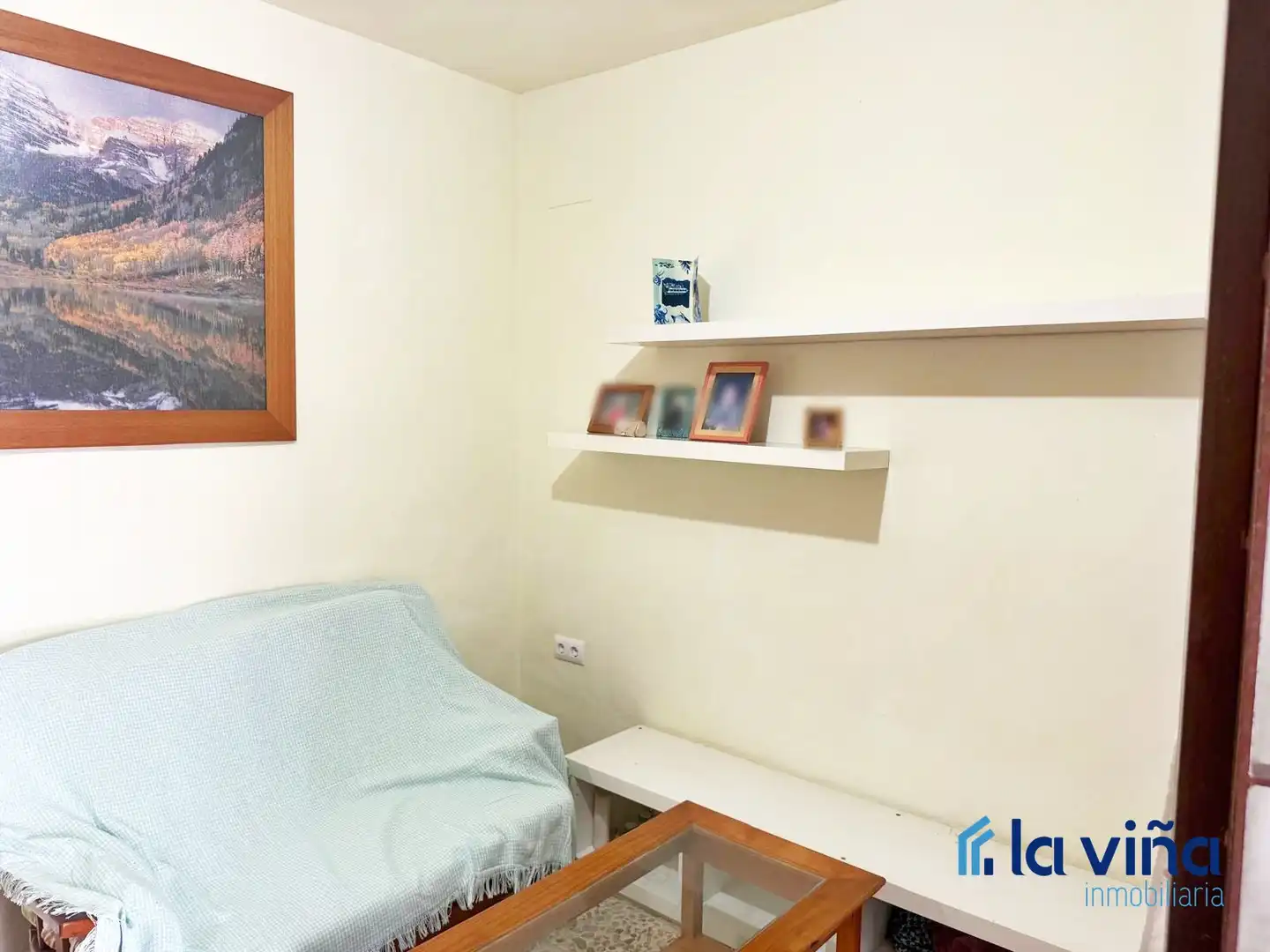 Dormitori de Casa o xalet en venda en Loja amb Terrassa, Traster i Moblat