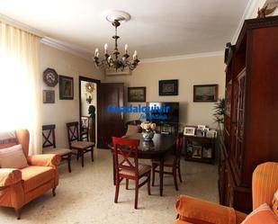 Living room of Flat for sale in  Sevilla Capital  with Air Conditioner, Terrace and Storage room