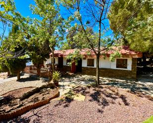 Vista exterior de Finca rústica en venda en Nevada amb Aire condicionat, Calefacció i Jardí privat