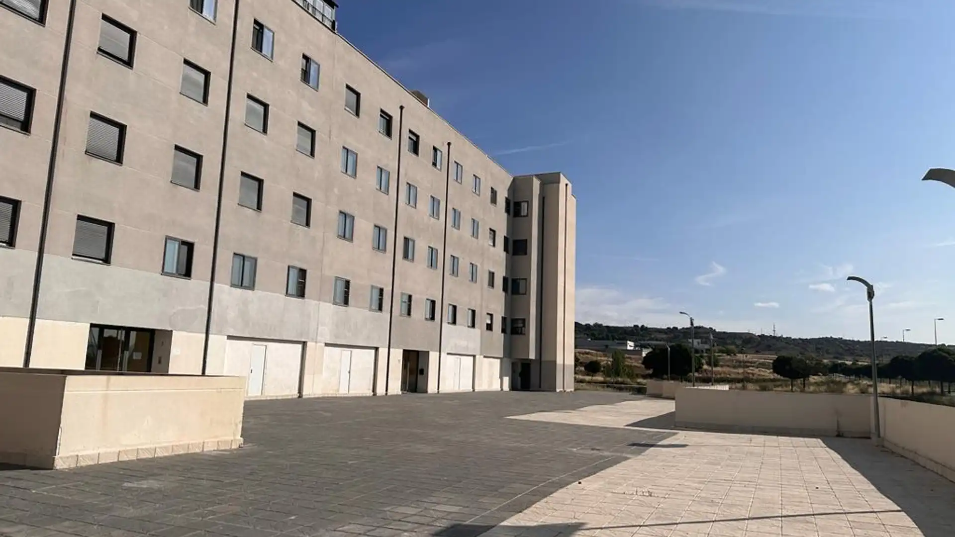 Garaje en venta en MAURICE RAVEL, Universidad