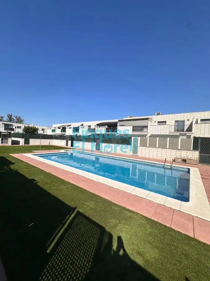 Casa con terrazza in vendita a montserrat roig, imagen 3