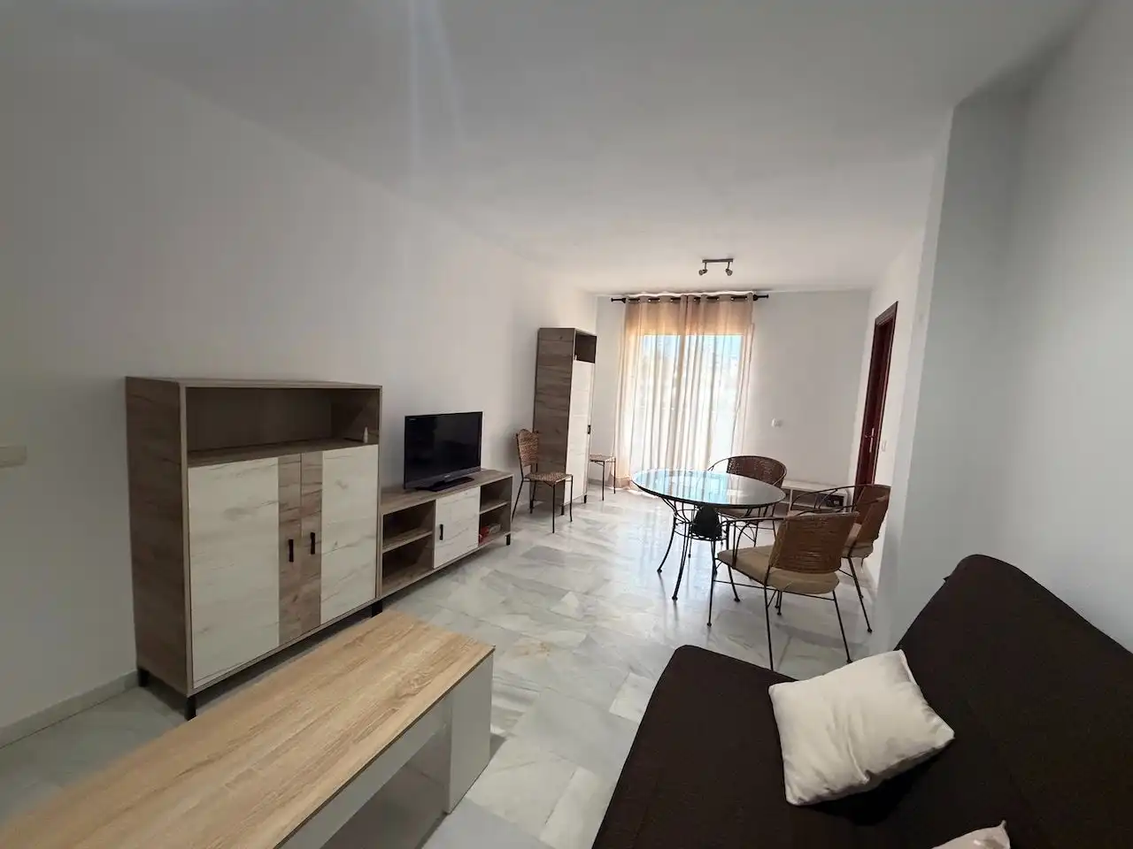Living room of Flat for rent in Vélez-Málaga  with Community pool
