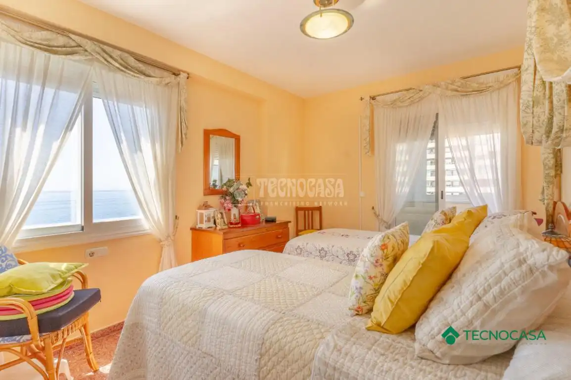 Habitación de Piso en venta en Roquetas de Mar con Aire acondicionado