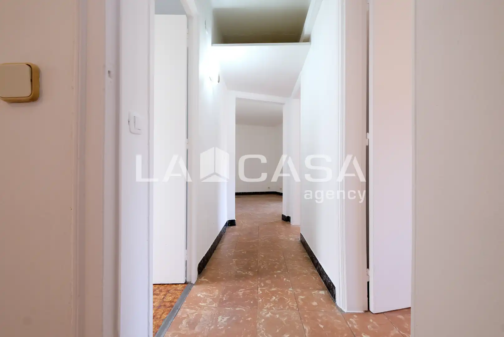 Piso en venta en Barcelona con Balcón