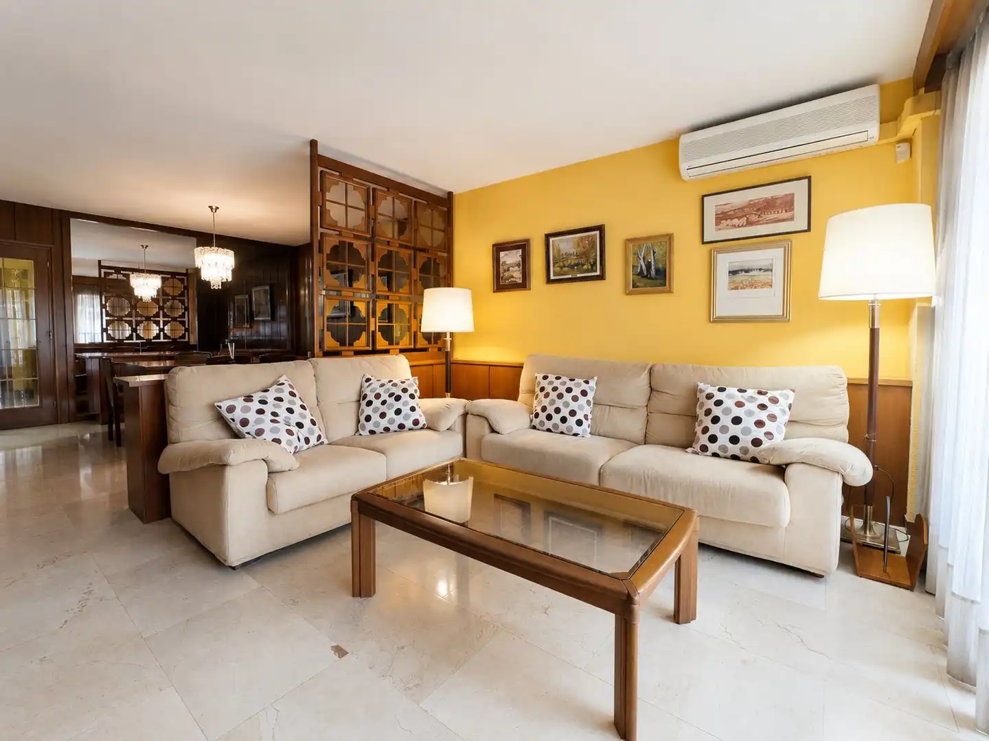 Living room of Flat for sale in Figueres  with Air Conditioner, Heating and Terrace