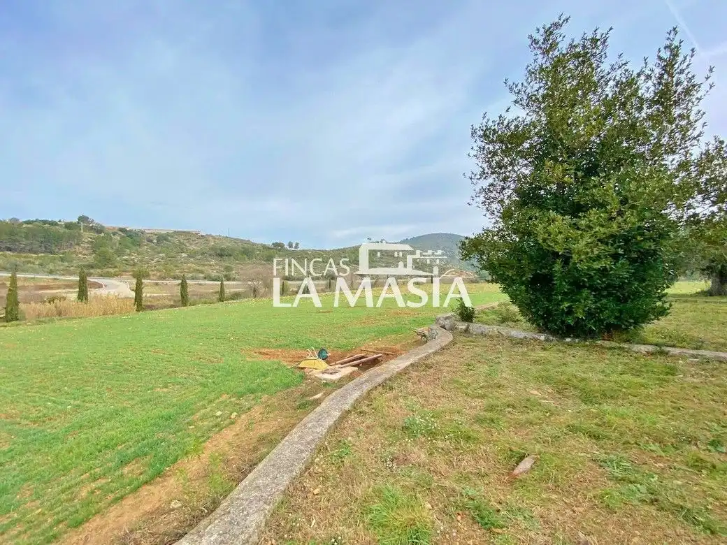 Finca rústica en venda en Canyelles amb Aire condicionat, Jardí privat i Traster
