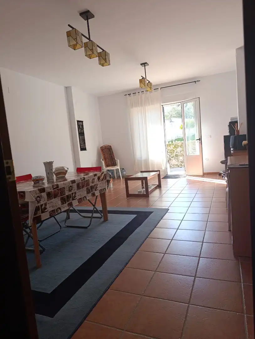 Sala d'estar de Casa o xalet en venda en Mata de Alcántara amb Moblat