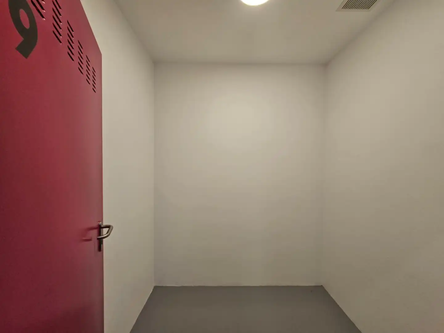 Habitación de Trastero en venta en Bilbao 