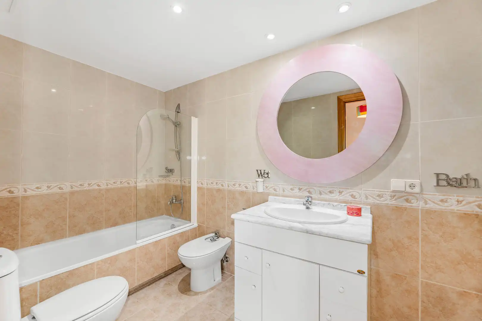Baño de Ático en venta en Marbella con Aire acondicionado, Calefacción y Terraza