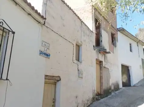 Vista exterior de Casa o xalet en venda en Igualeja amb Balcó