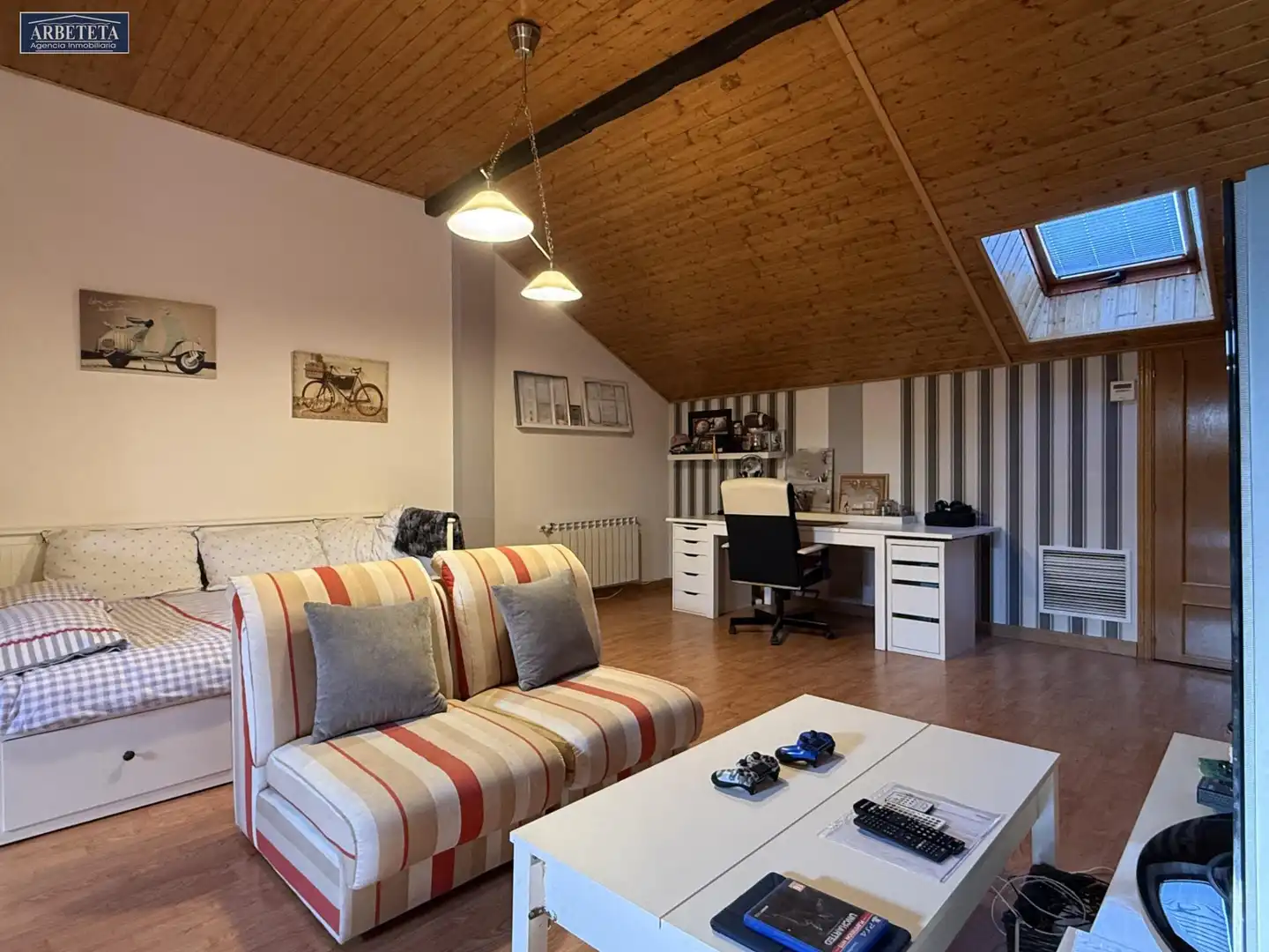 Sala de estar de Casa o chalet en venta en Guadalajara con Aire acondicionado, Calefacción y Trastero