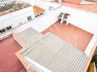 Adossat en venda a Calle DANT DE