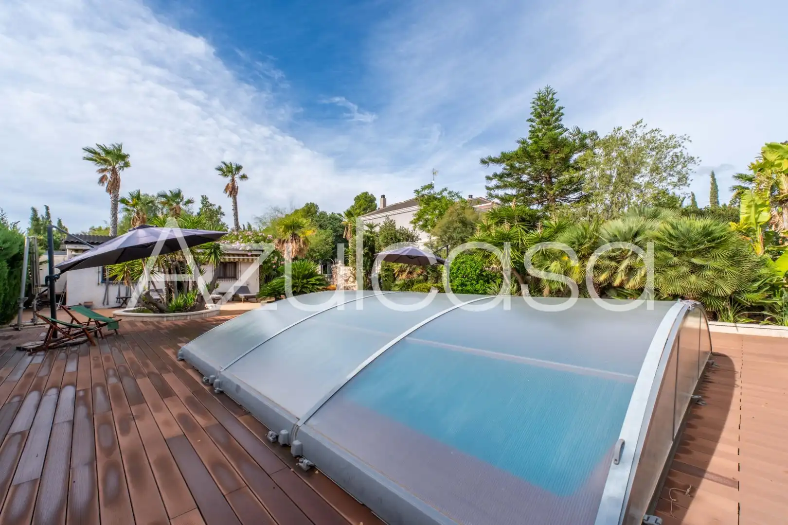 Piscina de Casa o xalet en venda en Alicante / Alacant amb Aire condicionat, Jardí privat i Terrassa