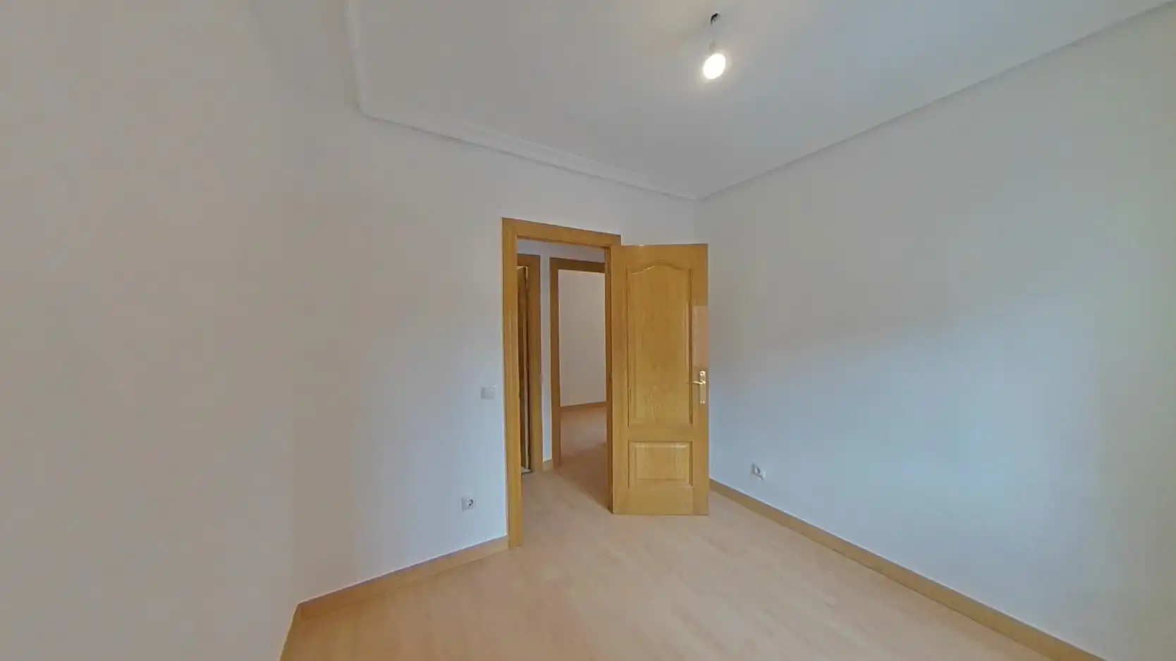 Flat for sale in C/ Sierra de Gredos , Zona Centro Joven