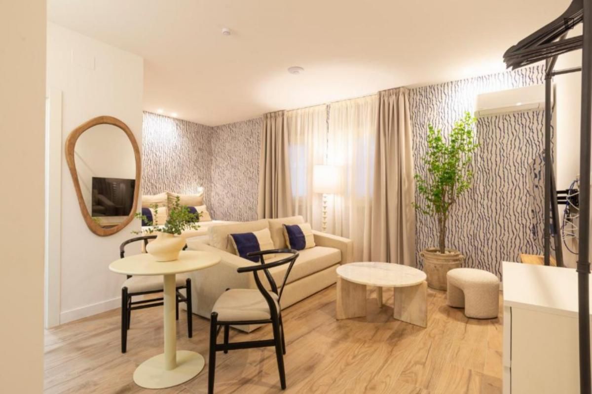 Living room of Study to rent in Málaga Capital  with Air Conditioner, Heating and Furnished