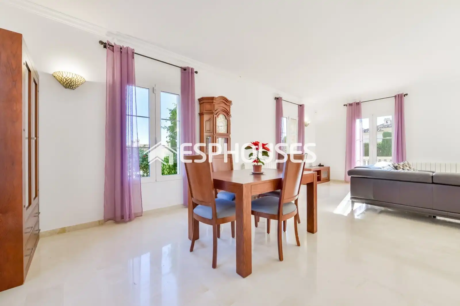 Dining room of Houses for sale in Oliva  with Air Conditioner, Heating and Terrace