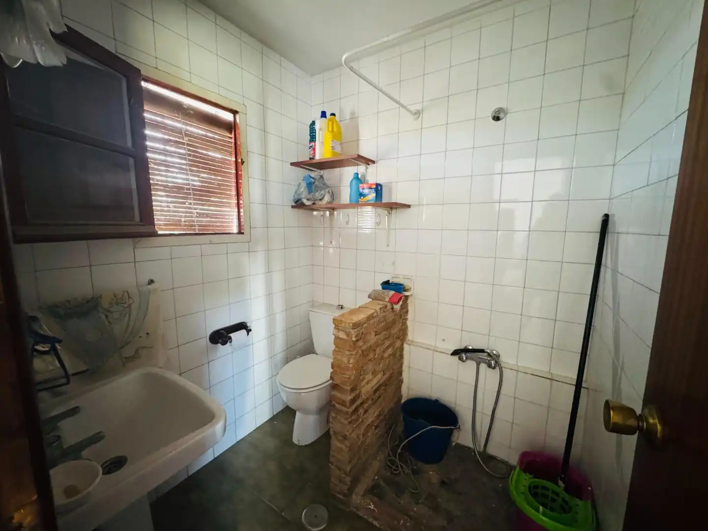 Baño de Terreno en venta en Granada