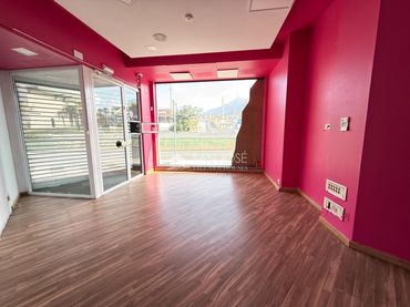 Local comercial en venta en Petrer