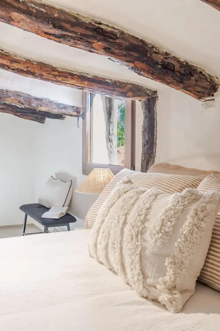 Habitación de Finca rústica en venta en Venta del Moro con Jardín privado, Terraza y Amueblado