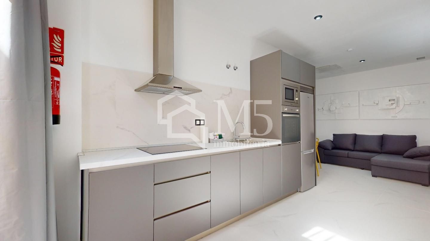 Cuina de Planta baixa en venda en Algarrobo amb Aire condicionat i Moblat