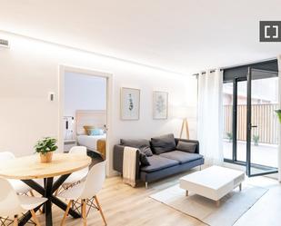 Living room of Flat to rent in  Barcelona Capital  with Air Conditioner, Heating and Furnished