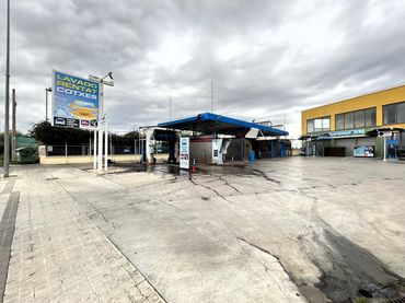 Local comercial en venta en 17300 192