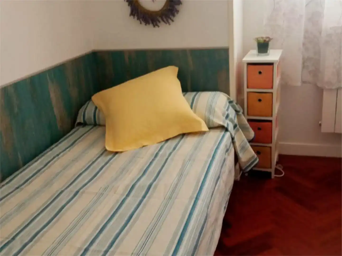 Dormitori de Dúplex per a compartir en Leganés amb Aire condicionat, Parquet i Moblat