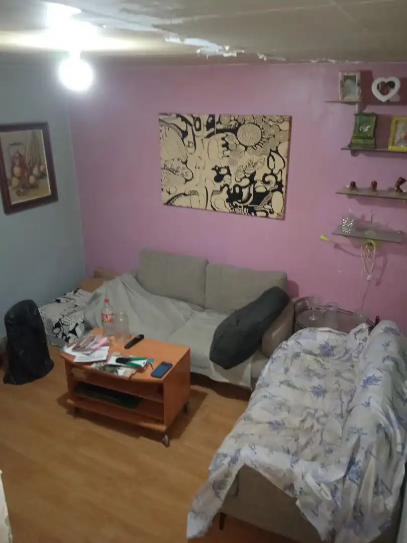 Sala d'estar de Casa adosada en venda en Fuentes de Ebro amb Jardí privat, Parquet i Terrassa