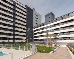 Vista exterior de Apartament en venda en  Madrid Capital amb Aire condicionat, Calefacció i Jardí privat
