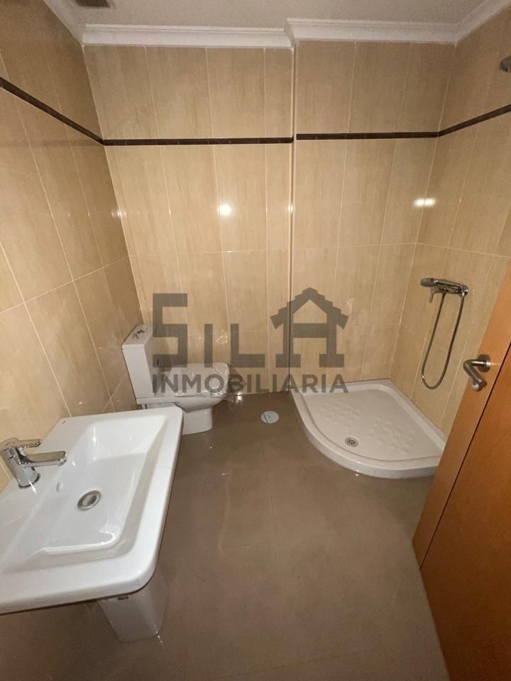 Apartment for sale in San Cibrao das Viñas