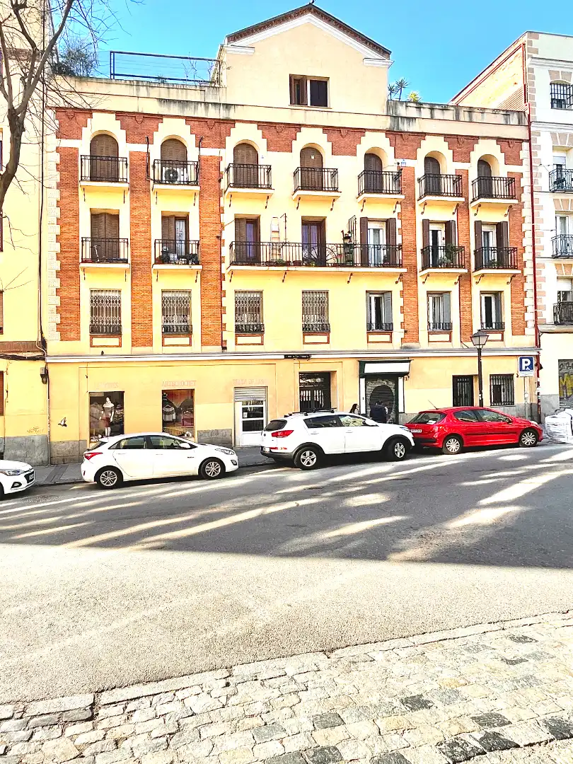 Exterior view of Flat for rent in Madrid  with Heating, Furnished and Washing machine