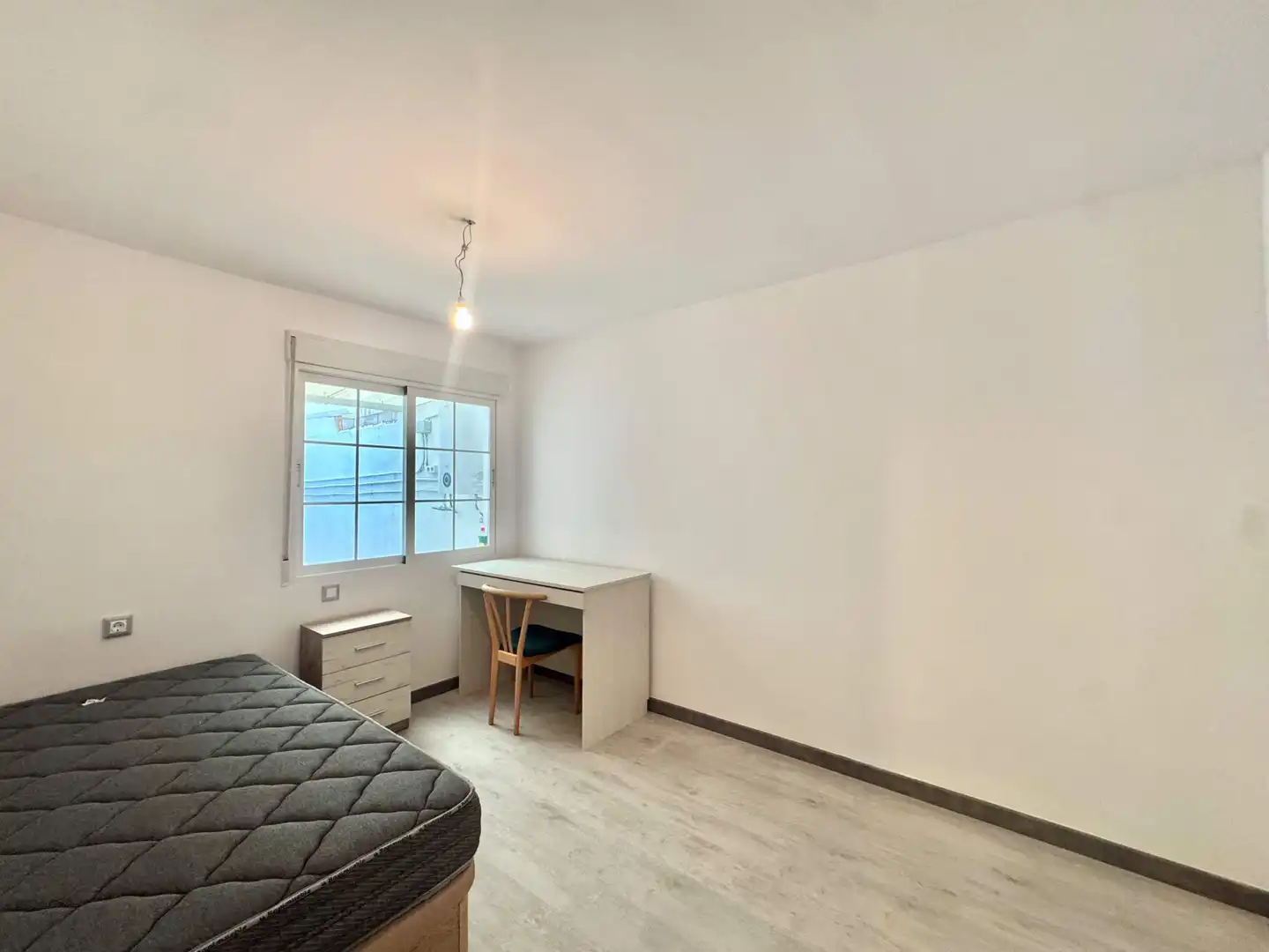 Habitación de Piso en venta en Gandia con Aire acondicionado, Terraza y Balcón
