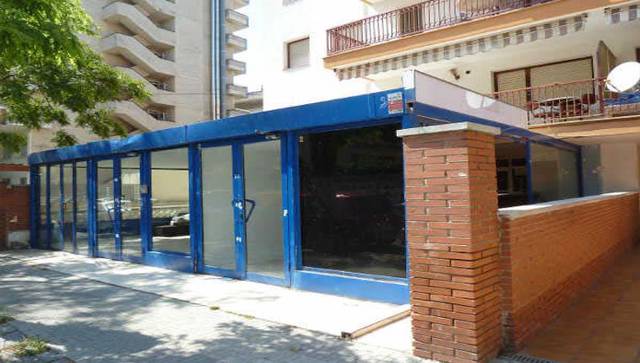 Local comercial en Venta en C/ Fray Junipero Serra en Mar i Camp - Platja dels Capellans