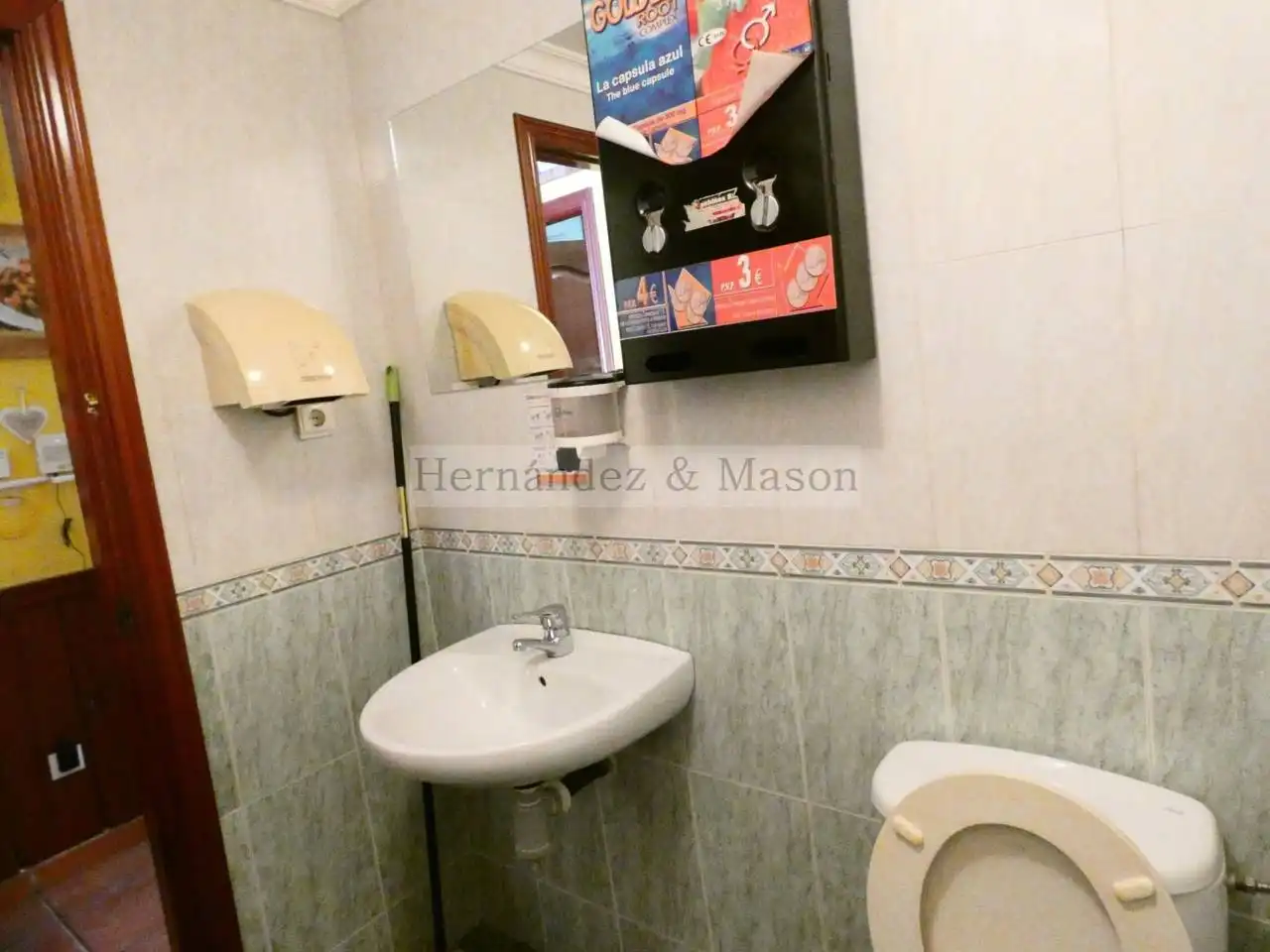 Business premises for transfer in La Carihuela - Los Nidos, imagen 21