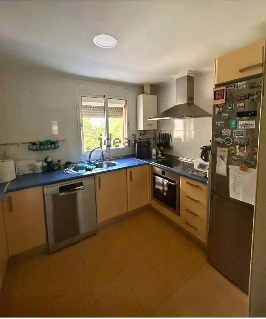 Küche von Wohnung zum Verkauf in Utrera mit Klimaanlage, Parkett und Abstellraum