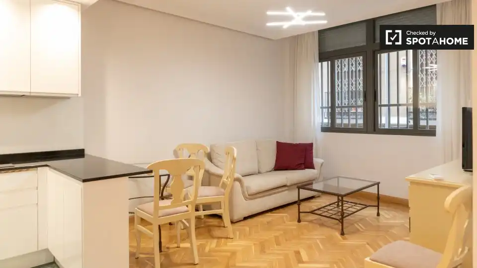Piso en alquiler en Centro, imagen 2