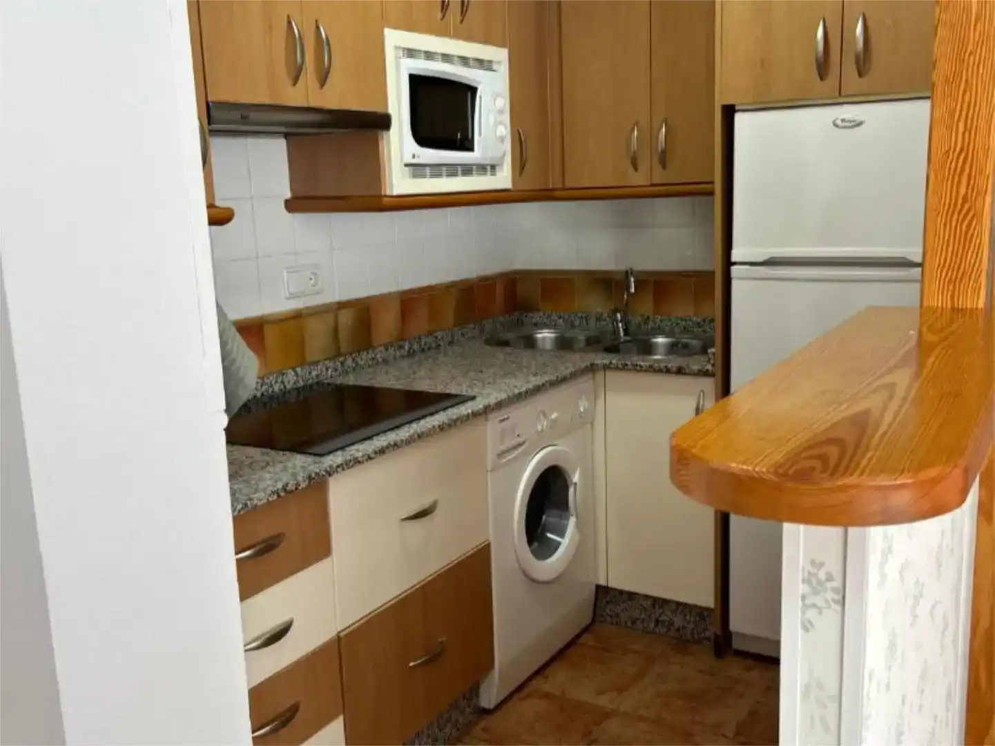 Cuina de Pis de lloguer en Cazorla amb Aire condicionat i Moblat