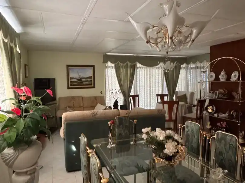 Sala d'estar de Casa o xalet en venda en El Campillo (Huelva) amb Jardí privat, Traster i Moblat