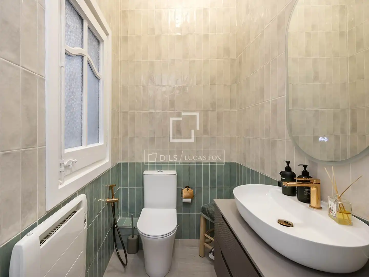 Baño de Piso en venta en Barcelona con Aire acondicionado, Calefacción y Amueblado