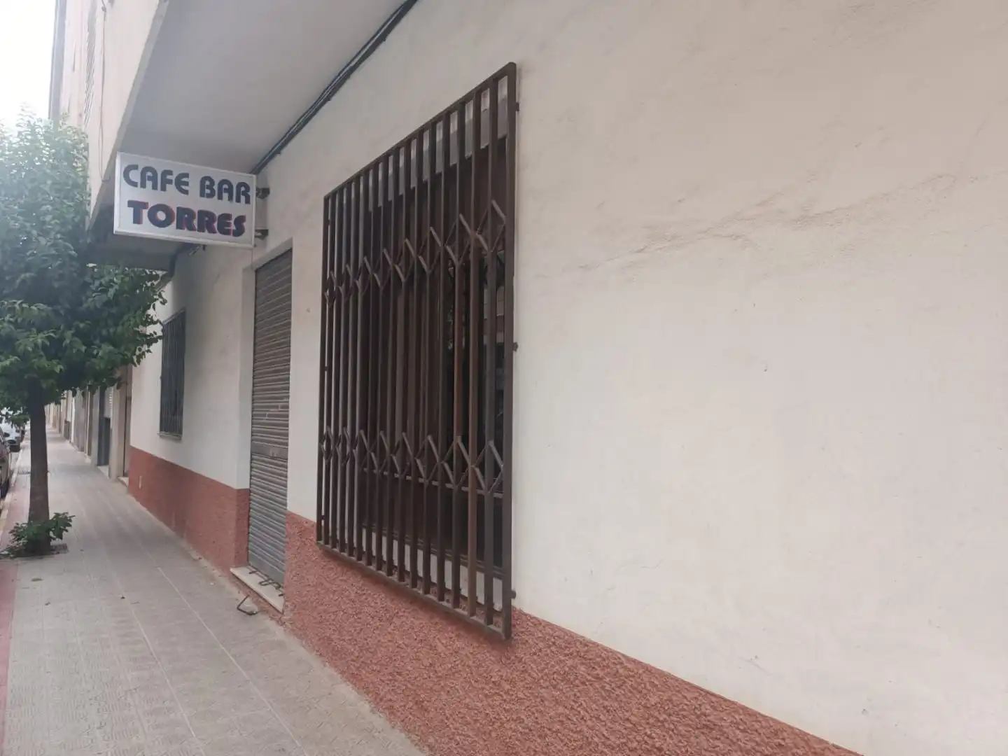 Local en venda en Caravaca de la Cruz amb Aire condicionat, Moblat i Alarma