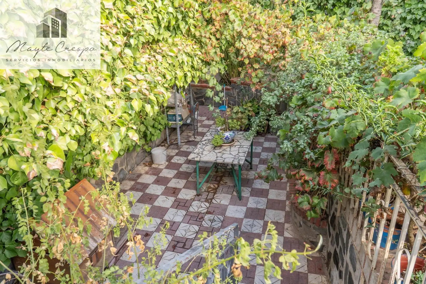 Terrassa de Casa o xalet en venda en La Zubia amb Calefacció, Jardí privat i Terrassa