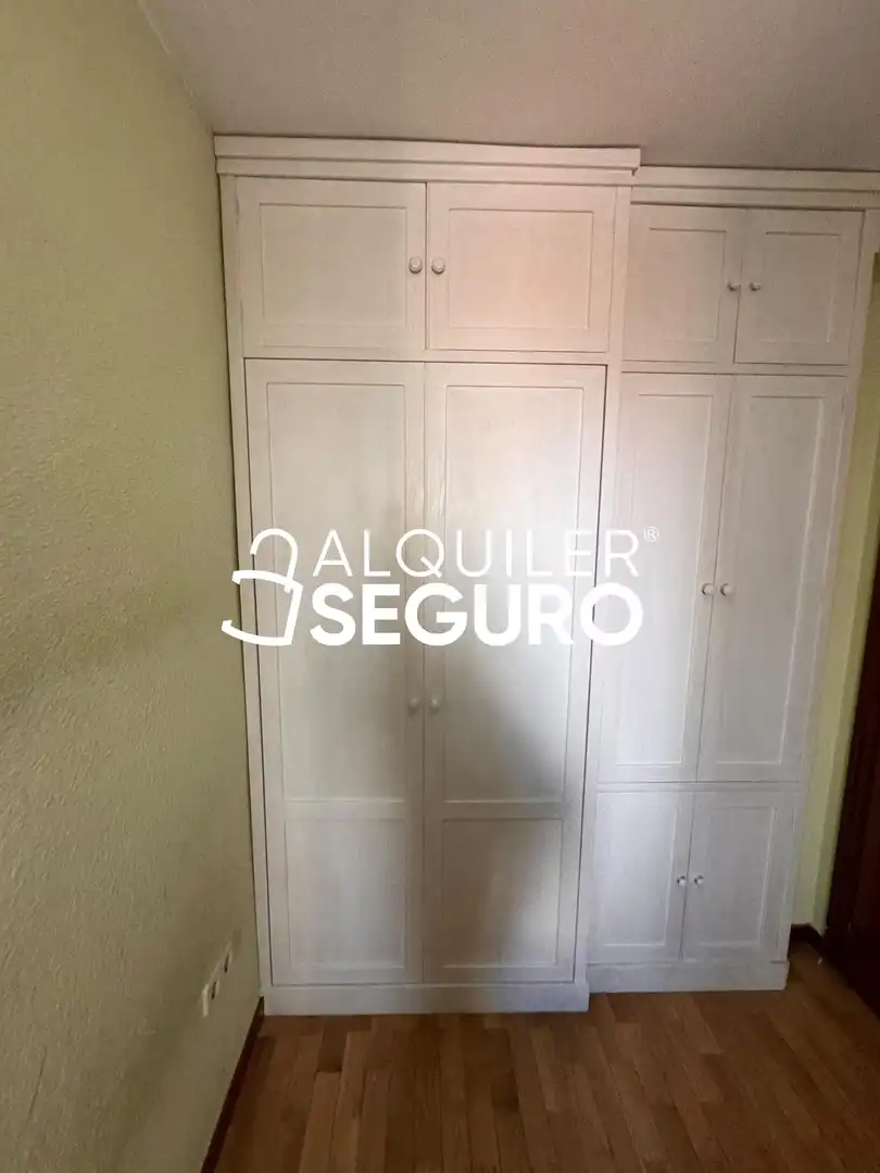 Bedroom of Flat for rent in Madrid  with Heating and Furnished
