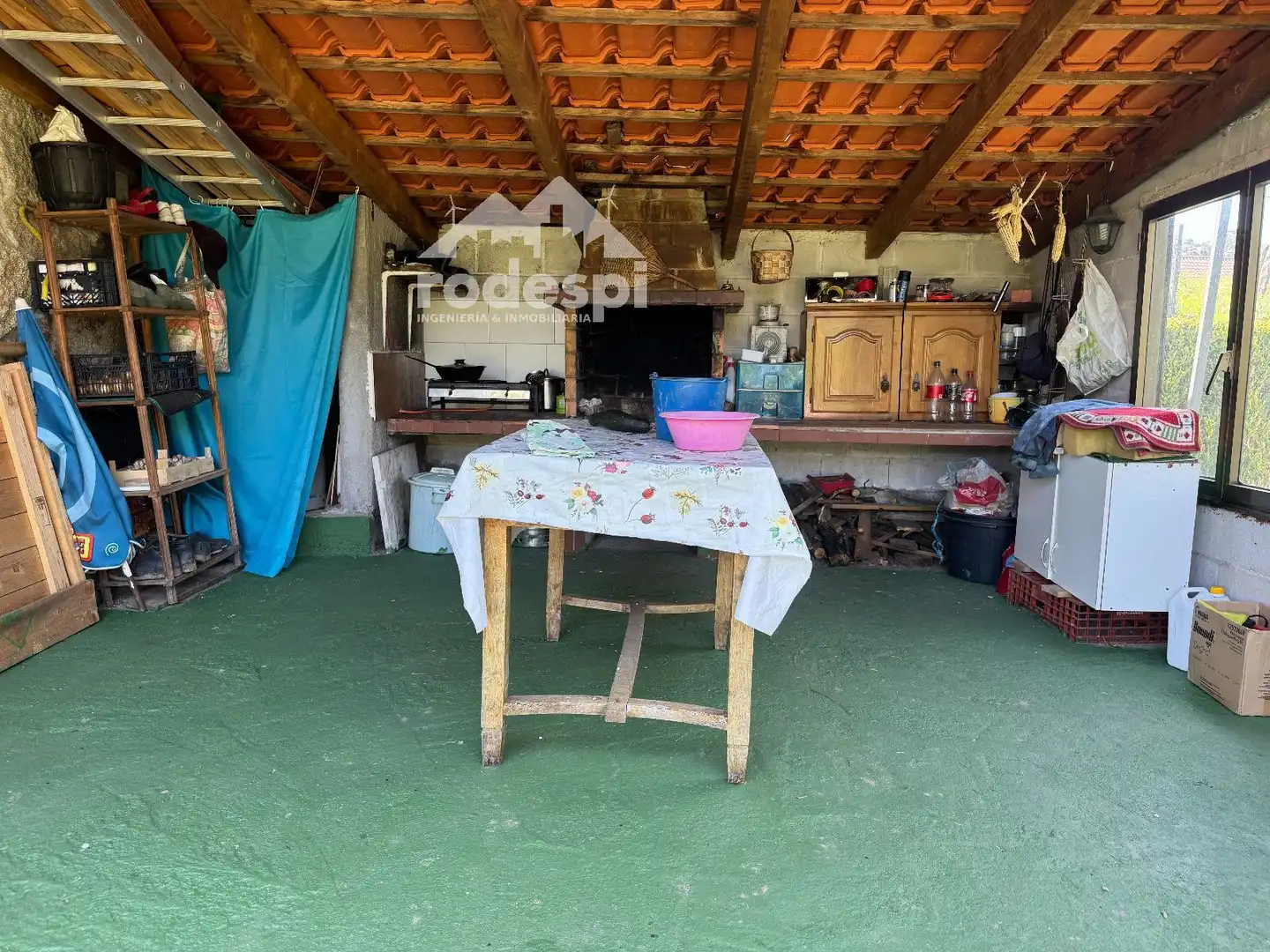 Cuina de Casa o xalet en venda en Arbo amb Moblat
