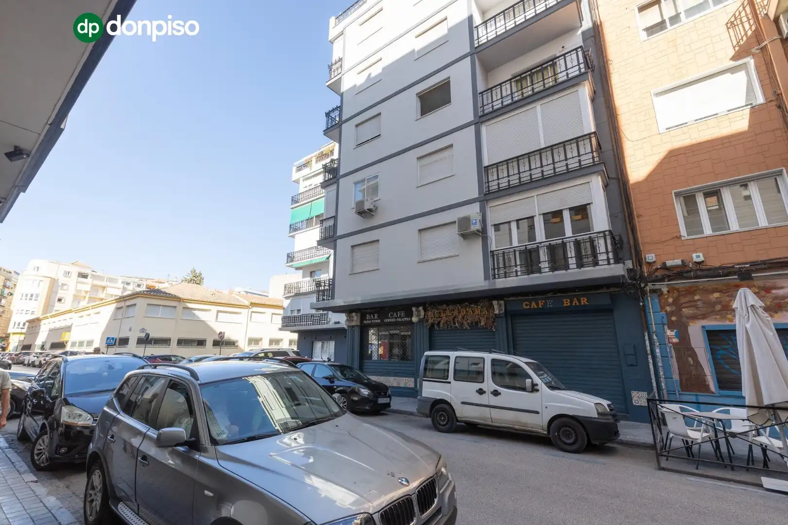 Vista exterior de Pis de lloguer en Granada amb Moblat