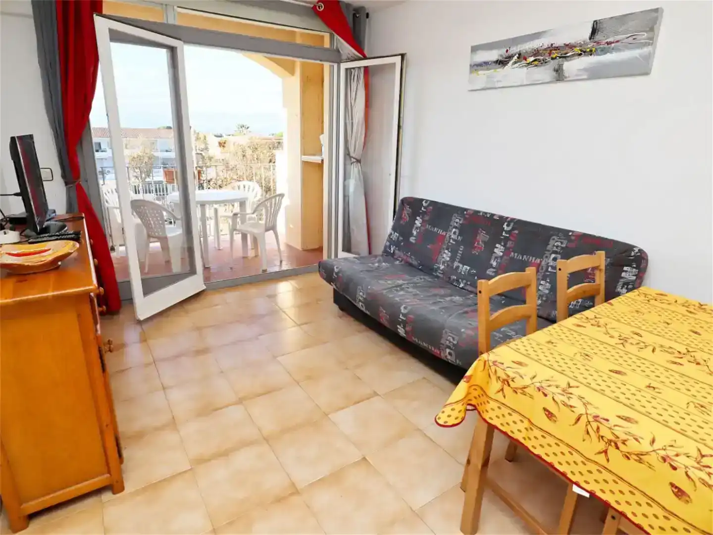 Terrasse von Wohnung zum Verkauf in Empuriabrava mit Klimaanlage und Schwimmbad
