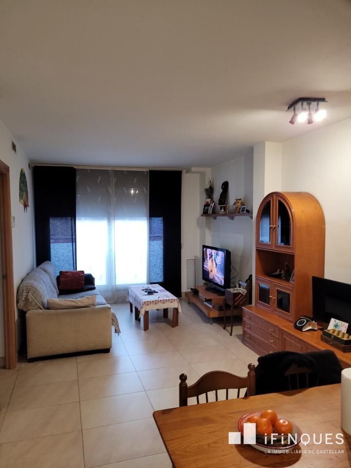 Sala d'estar de Pis en venda en Sabadell amb Aire condicionat, Calefacció i Internet