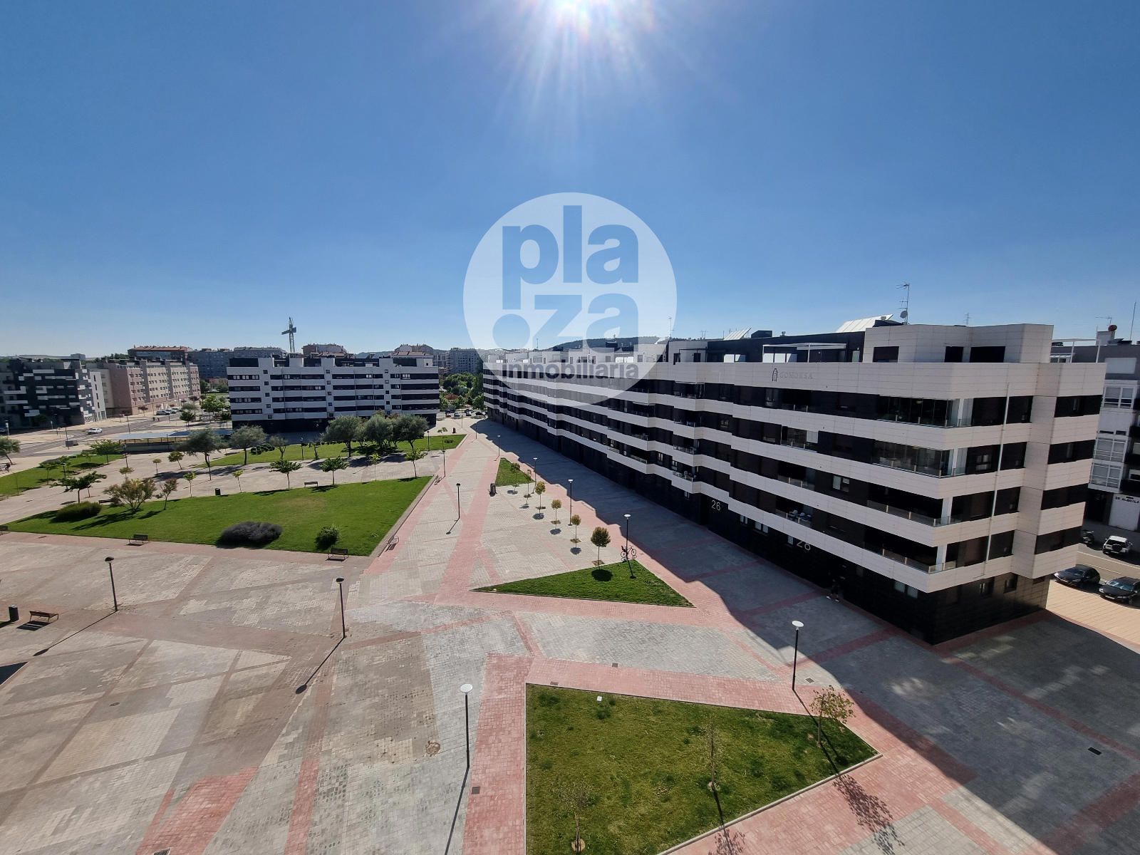 Aparcament de Àtic en venda en Burgos Capital amb Calefacció, Terrassa i Traster