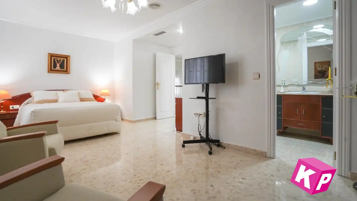 Bungalow con piscina en venta en Calle Juan Gris, imagen 27